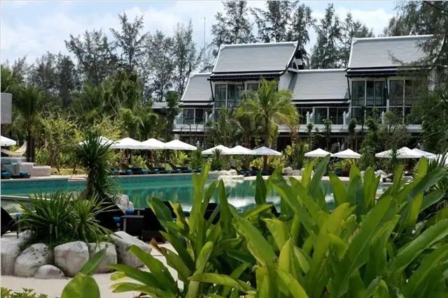 NATAI BEACH RESORT & SPA (EX. MAIKHAO DREAM RESORT & SPA NATAI)