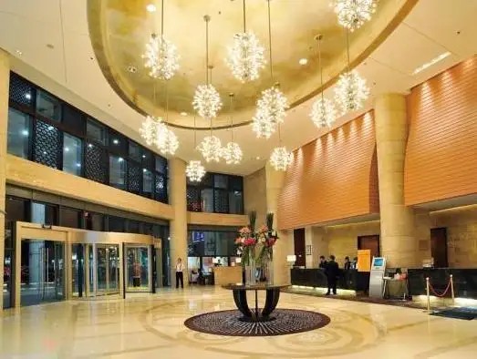 HOWARD JOHNSON CAIDA PLAZA