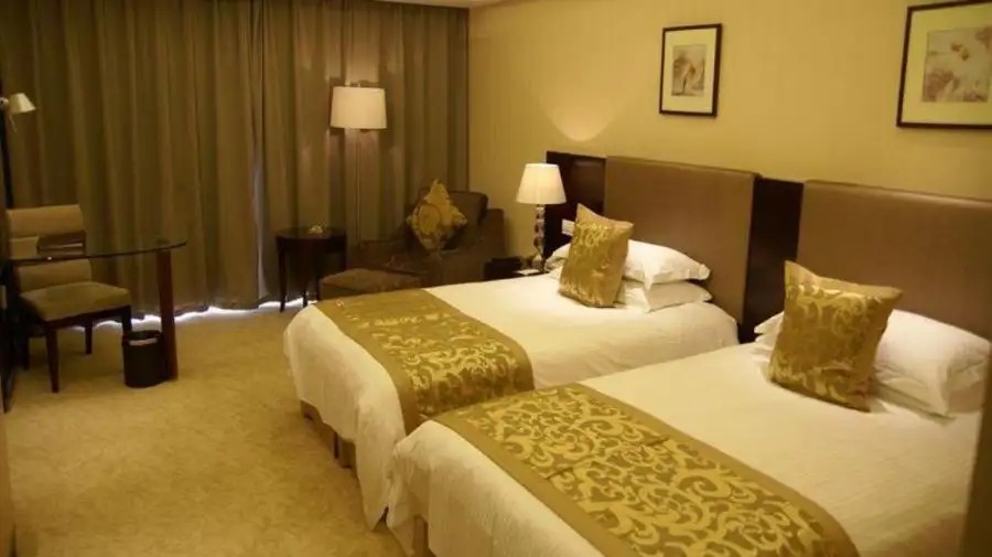 ORIENTAL BUND HOTEL