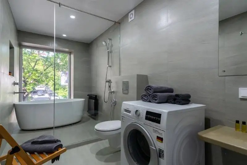 W SUITES