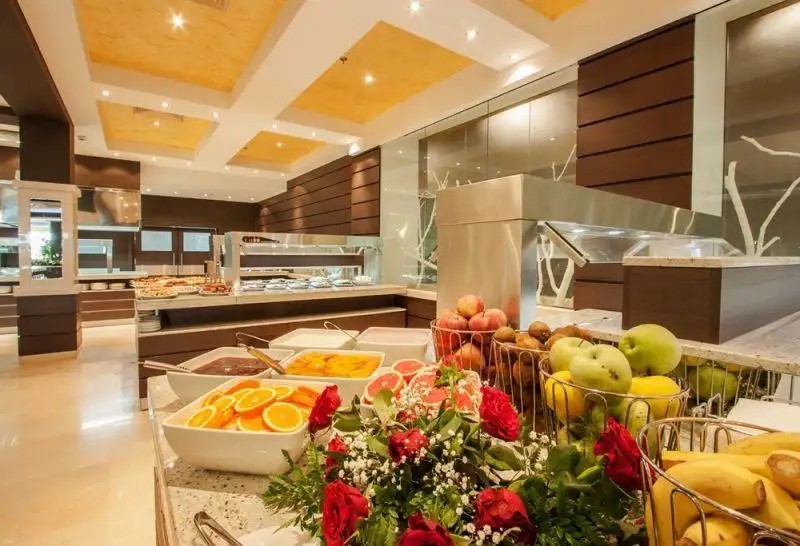 INTERNATIONAL HOTEL CASINO & TOWER SUITES