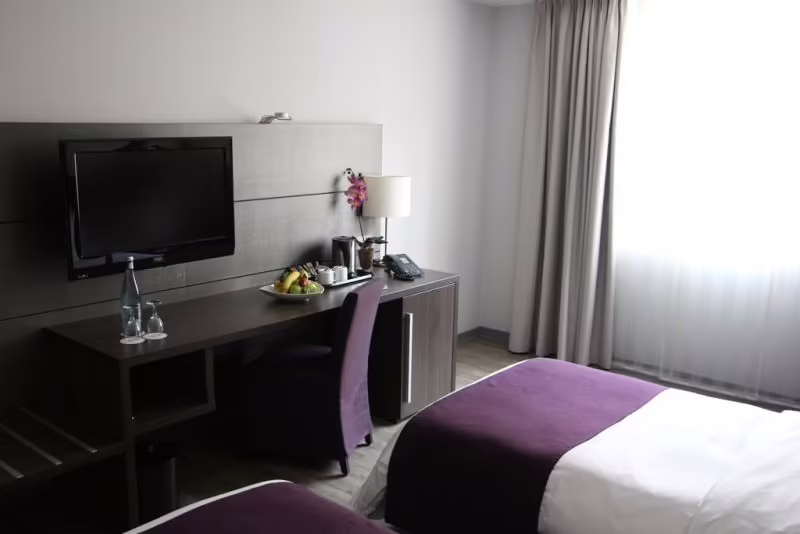 HOLIDAY INN DUSSELDORF HAFEN