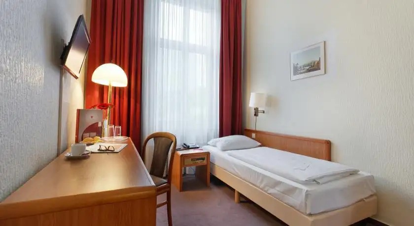 AZIMUT HOTEL BERLIN KURFURSTENDAMM