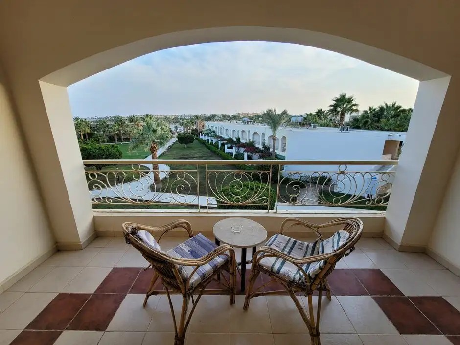 BRAYKA BAY RESORT