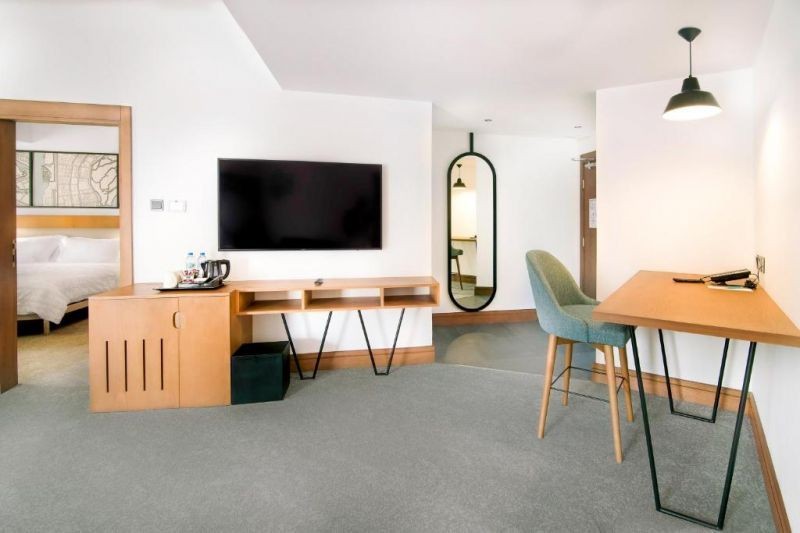 deluxe suite