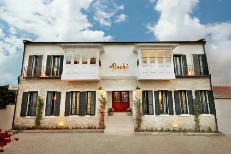 ALACHI HOTEL