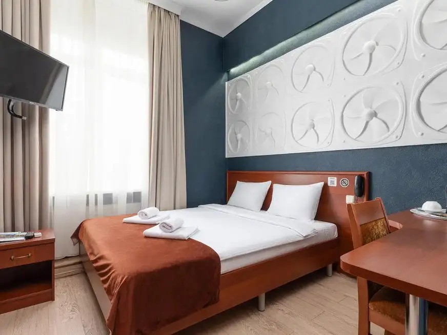 CITYHOTEL