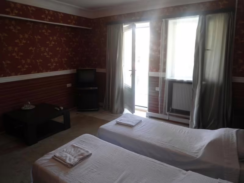 HOTEL GEORGIA 444