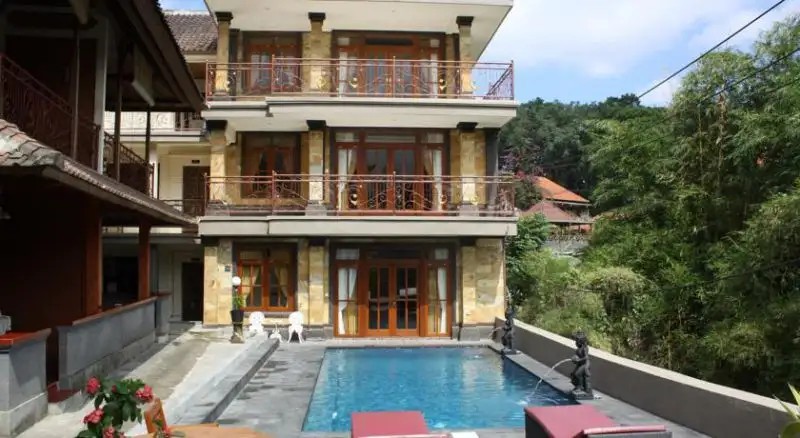 PANDE PERMAI BUNGALOWS