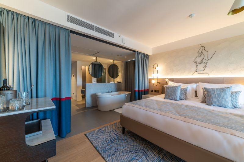 superior junior suite