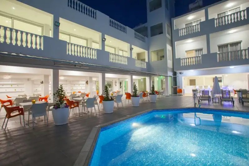 PRINCESSA VERA HOTEL APARTMENTS