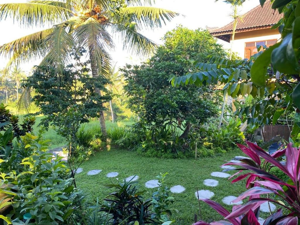 DUKUH VILLAGE HOMESTAY & VILLAS