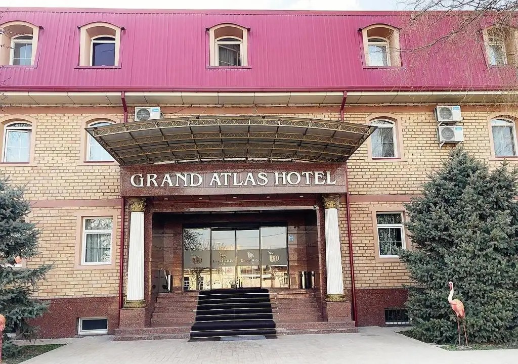 GRAND ATLAS