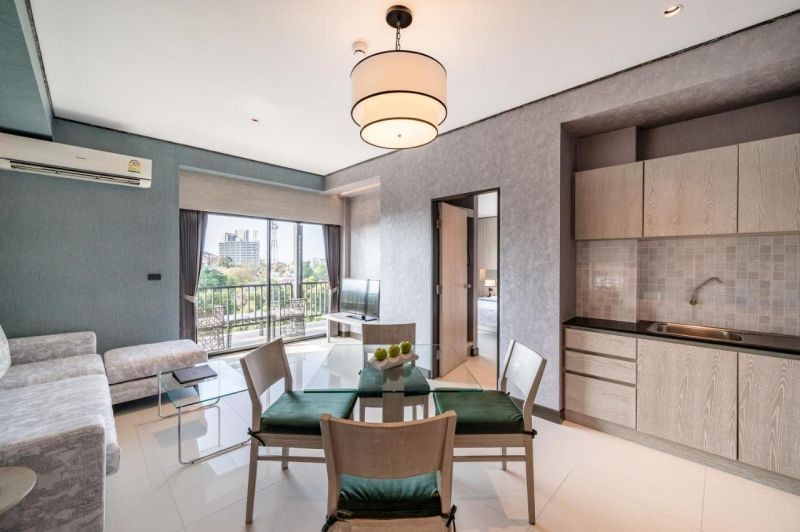 1 bedroom suite