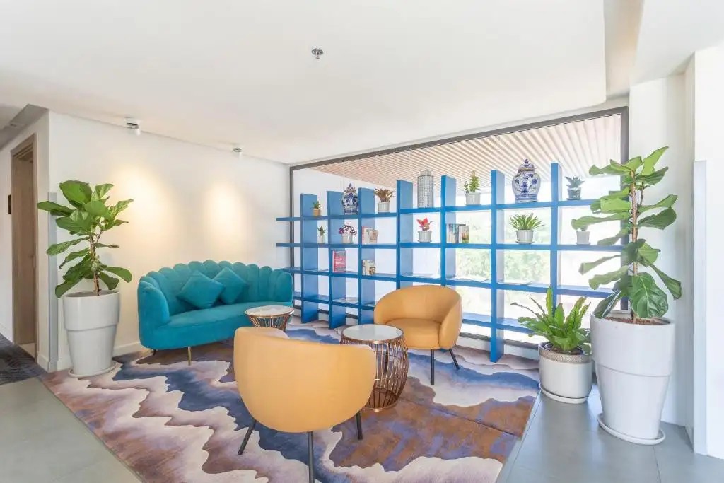 CLOVER HOTEL PATONG (EX. SURF HOTEL PATONG)