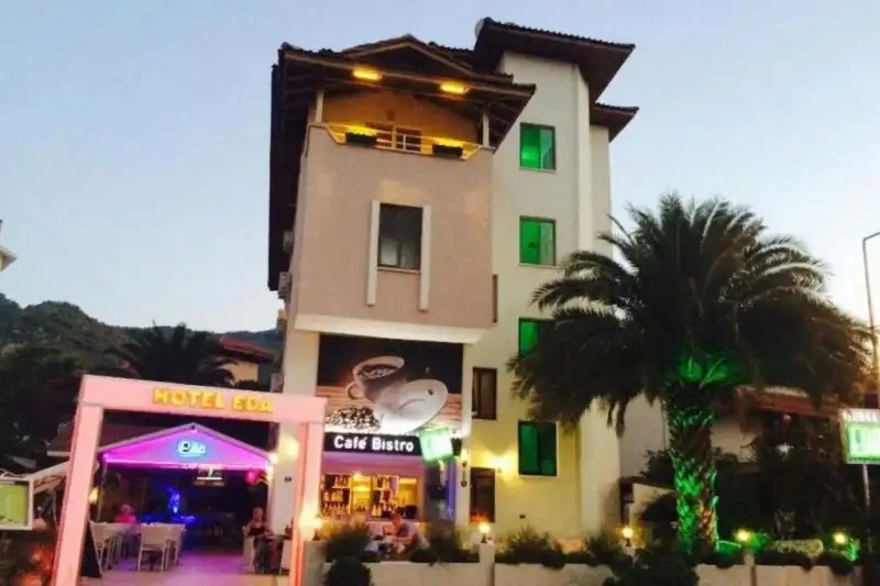EDA HOTEL