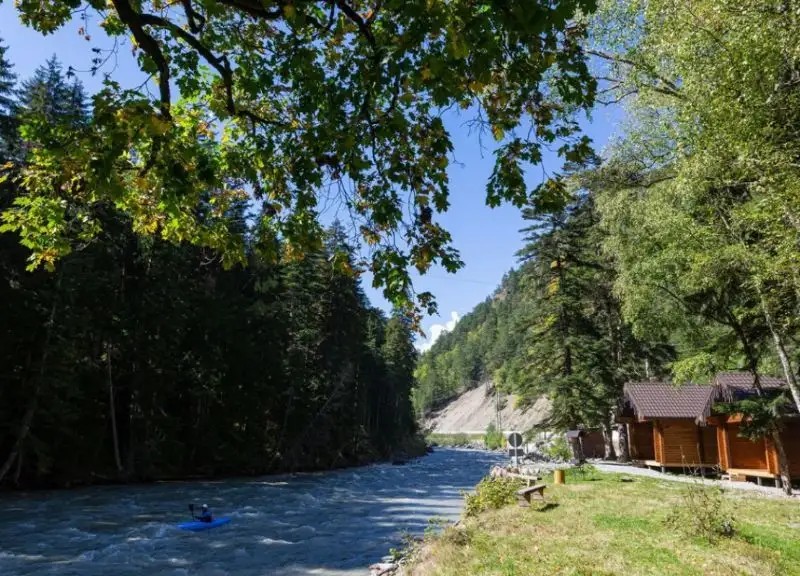 MIRROS AXIS RIVER (AXIS RIVER)