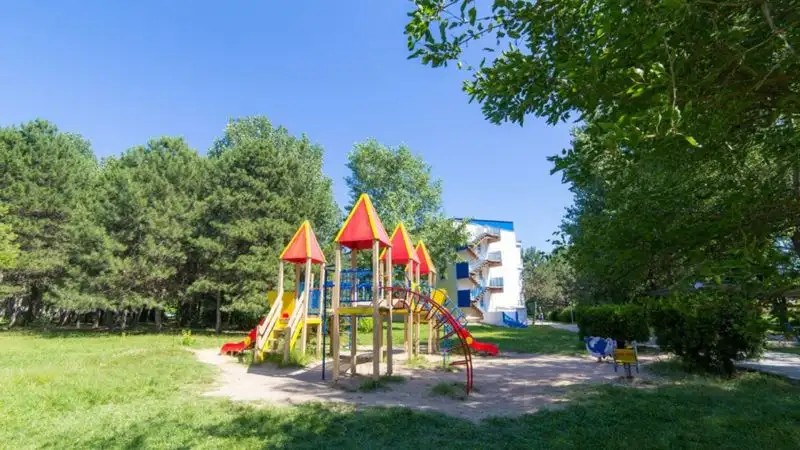 ЧЕРНОМОРСКАЯ ЗОРЬКА