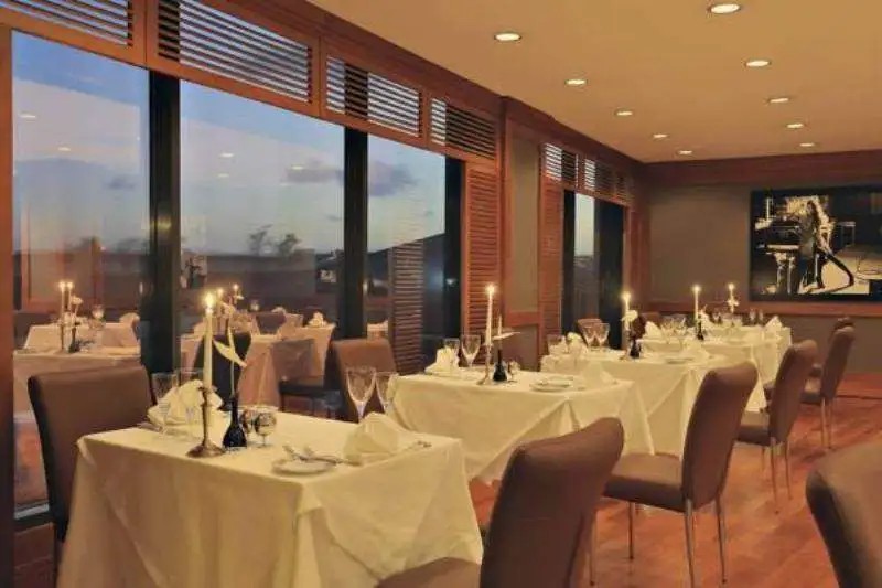 BH CONFERENCE & AIRPORT HOTEL ISTANBUL (EX. RADISSON BLU CONFERENCE AND AIRPORT)