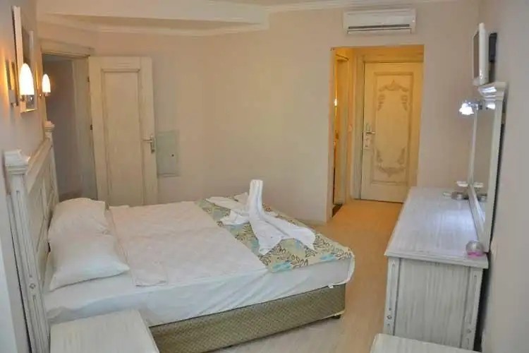 LIFE ELITE HOTEL
