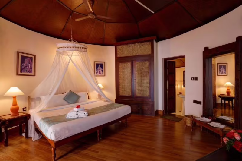 MANALTHEERAM AYURVEDA BEACH VILLAGE