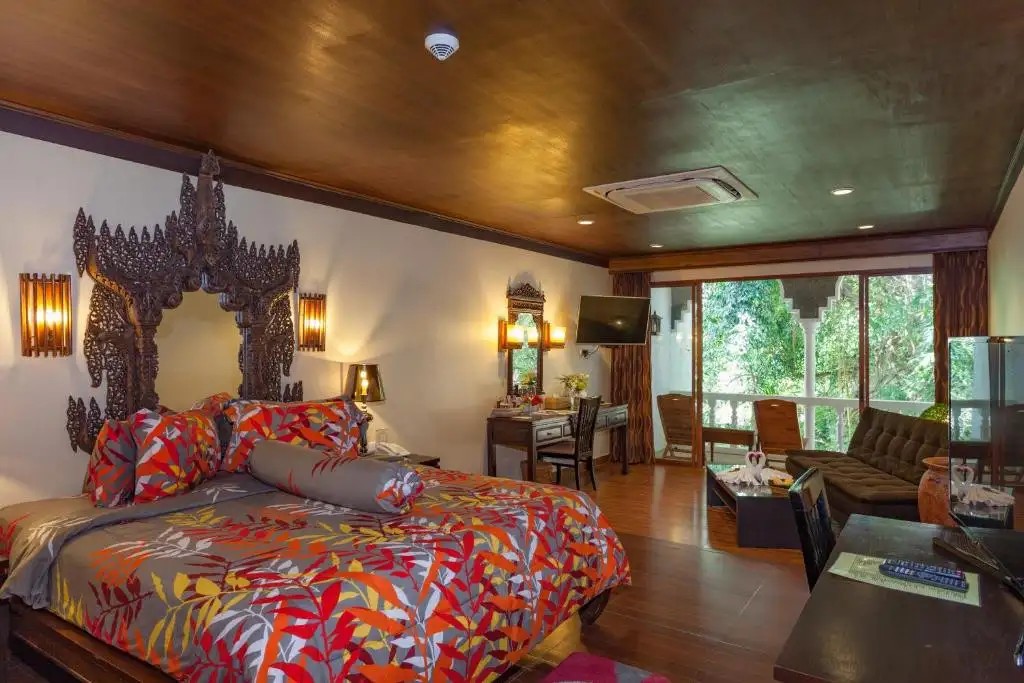 TROPICA BUNGALOW