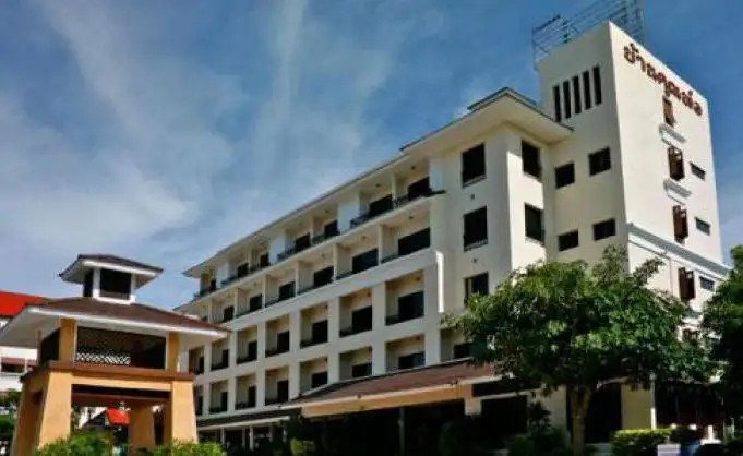 BAAN KAEW RUEN KWAN