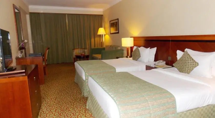 RAMEE ROYAL HOTEL APT