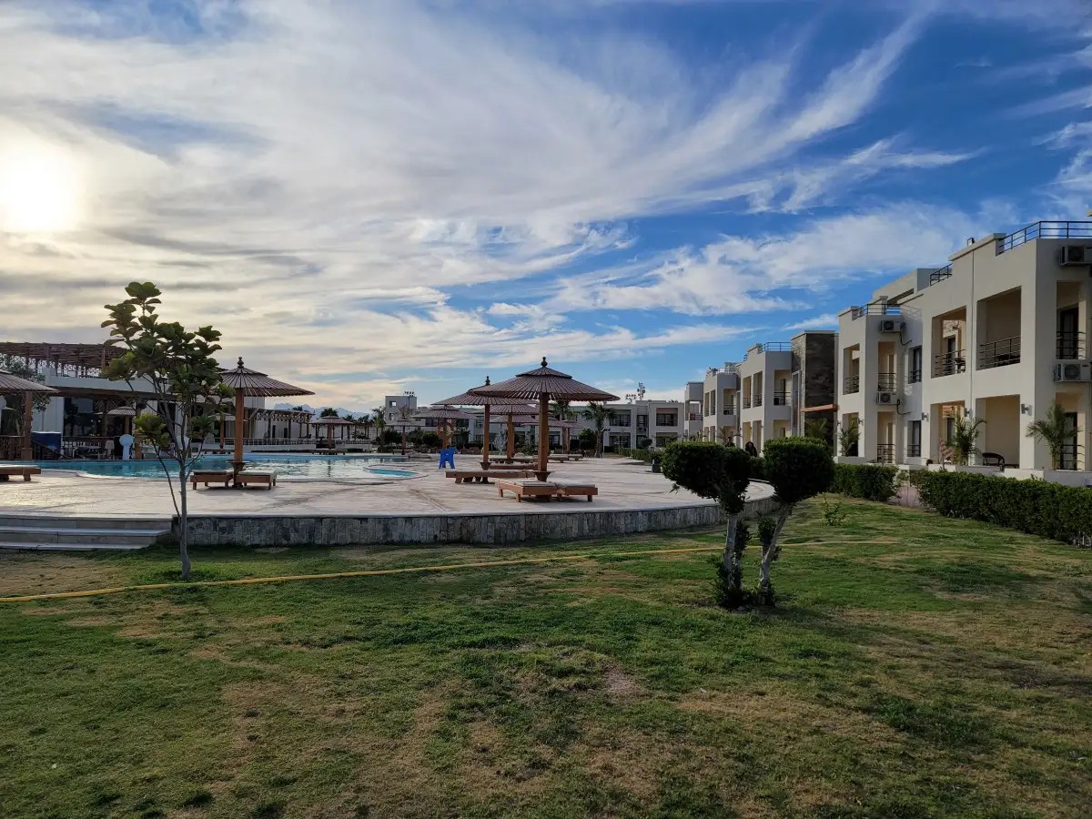 NEW EAGLES AQUA PARK RESORT