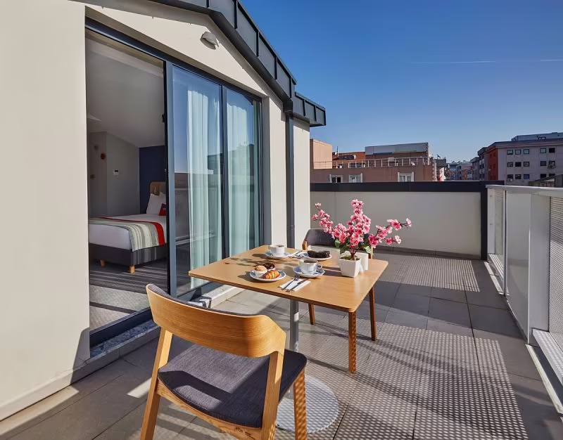 HOLIDAY INN EXPRESS ISTANBUL ATAKOY METRO