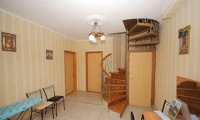 ЛАЗУРИТ
