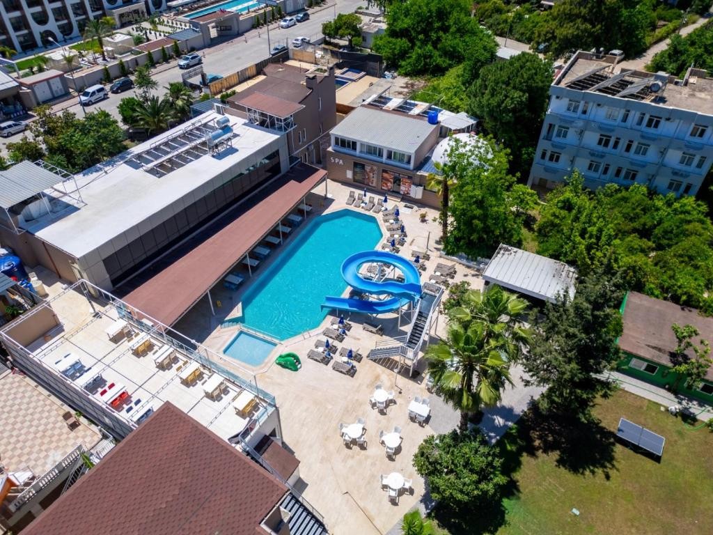 MARINEZ HOTEL (EX. RIOS LATTE)