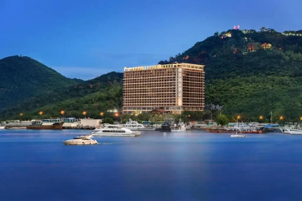 GRAND METROPARK BAY HOTEL SANYA