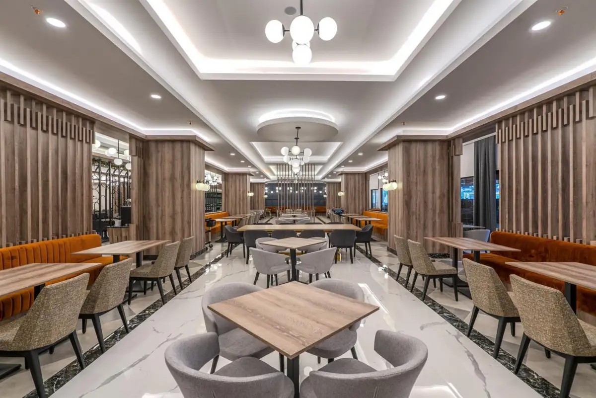 ARNOR DE LUXE HOTEL & SPA