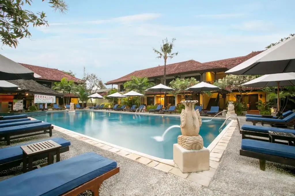 LEGIAN PARADISO HOTEL