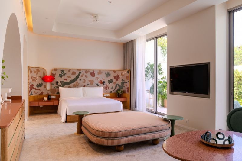 deluxe one bedroom suite with private pool