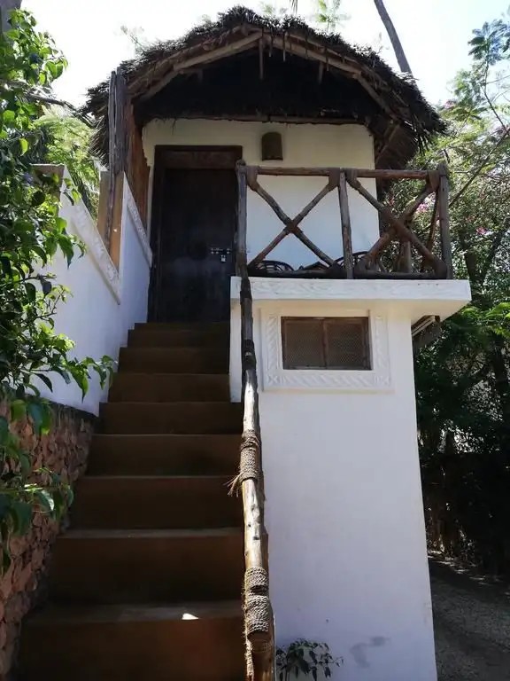 ZANZIBAR HOUSE