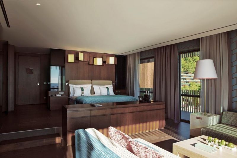 suite land view