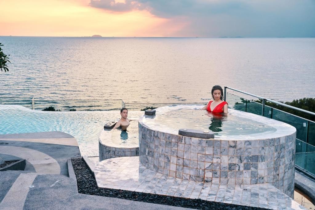 BAYPHERE HOTEL PATTAYA (EX. BEST WESTERN PREMIER BAYPHERE PATTAYA)