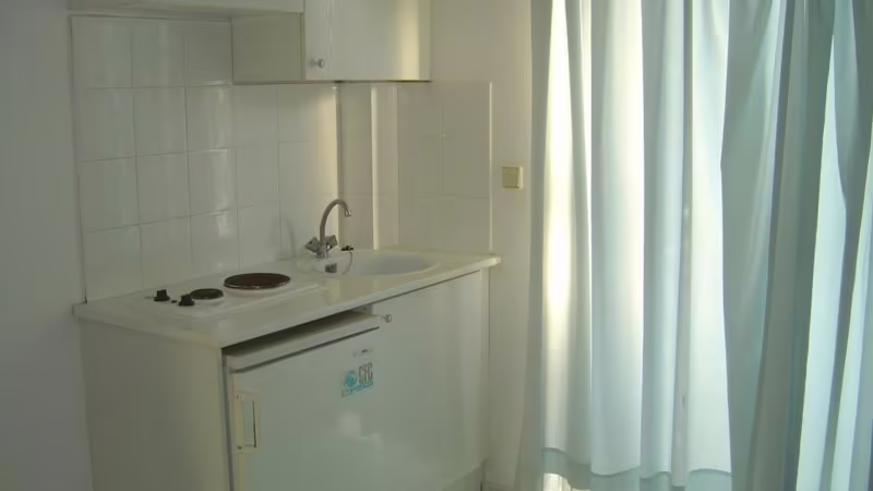 MALIEVI APARTMENTS HOTEL
