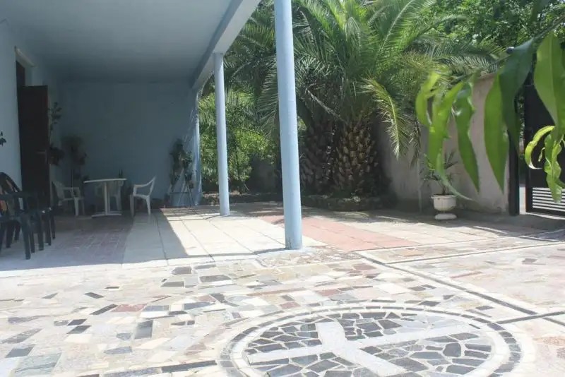 TEMO HOUSE