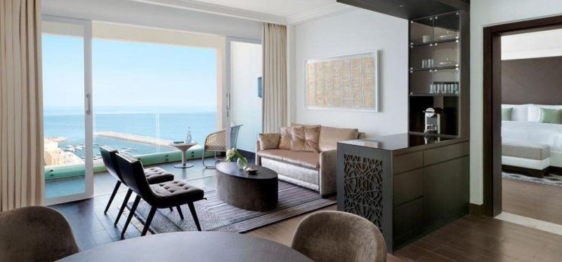 1 bedroom suite