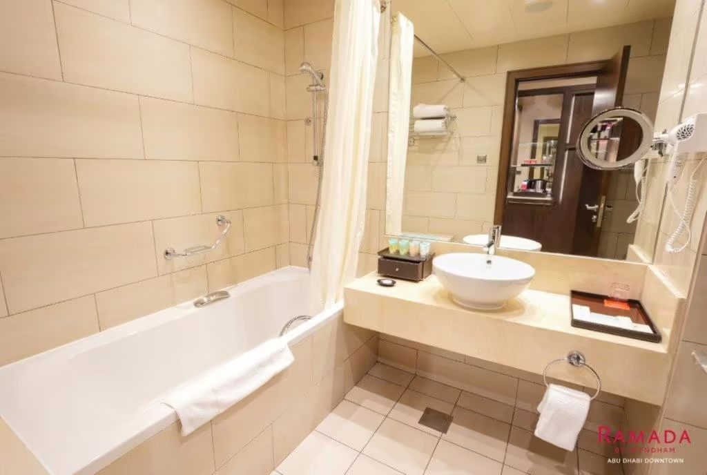 RAMADA DOWNTOWN ABU DHABI (EX. CRISTAL SALAM)