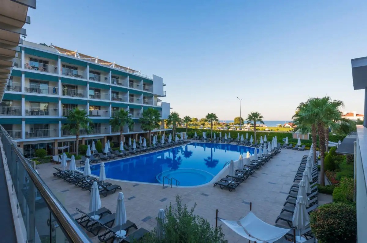 TUI BLUE BARUT ANDIZ ADULTS ONLY 16+
