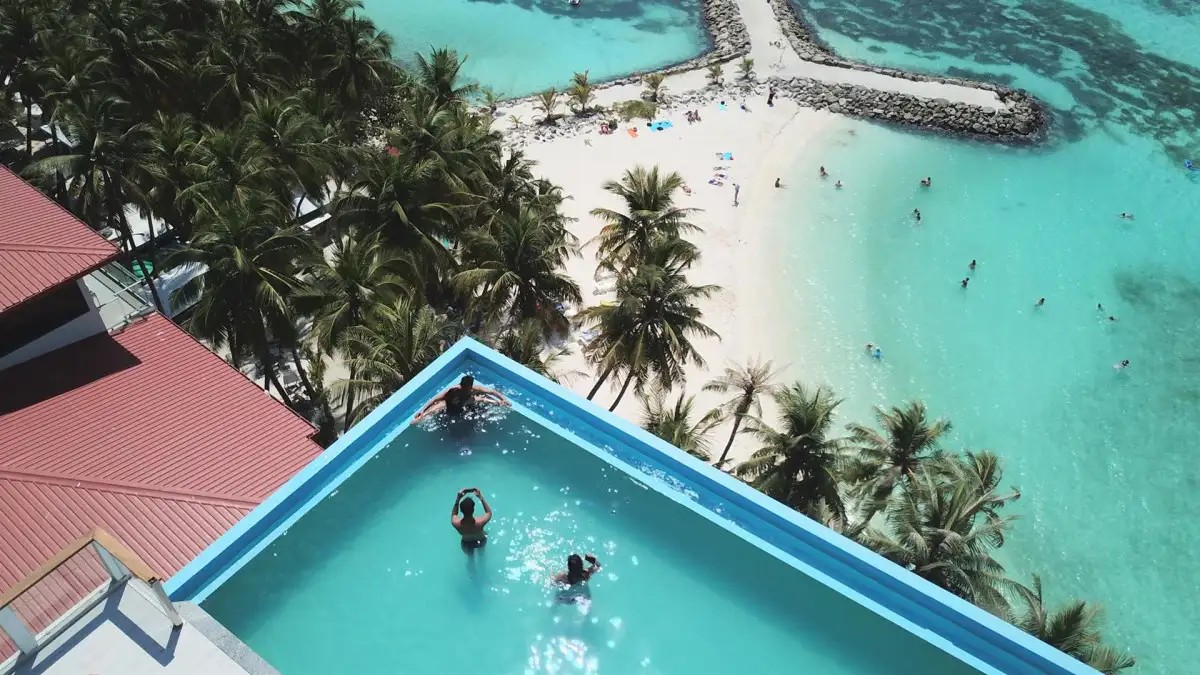 KAANI PALM BEACH