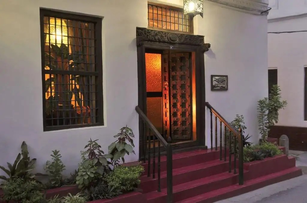 ZANZIBAR PALACE