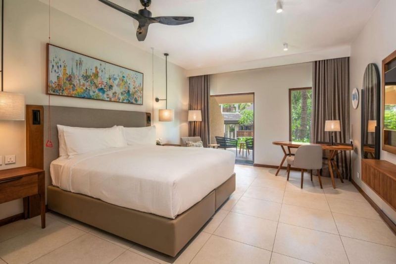 king deluxe honeymoon deal