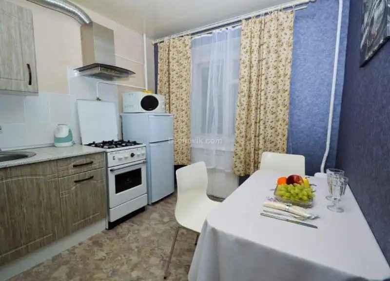 GUEST HOUSE (ГЕСТ ХАУС) НА АЗИНА 47