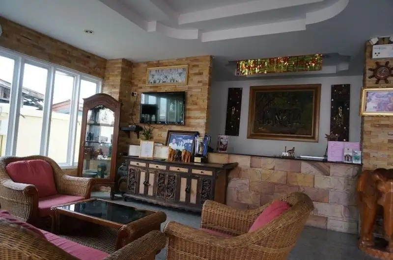 IYARA HUA HIN LODGE