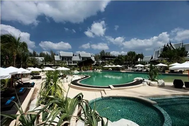 NATAI BEACH RESORT & SPA (EX. MAIKHAO DREAM RESORT & SPA NATAI)